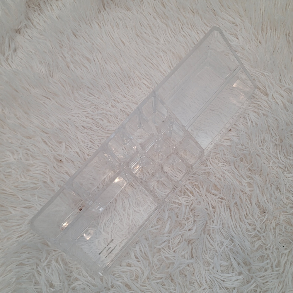 Acrylic Makeup Organizer - Picture 9 of 14